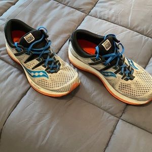 Saucony Triumph ISO